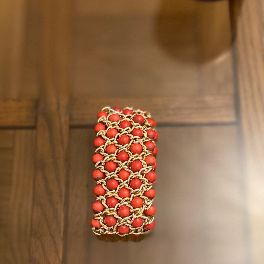 *SOLD* Stretchy Coral Beads Bracelet - Picture 5 of 6
